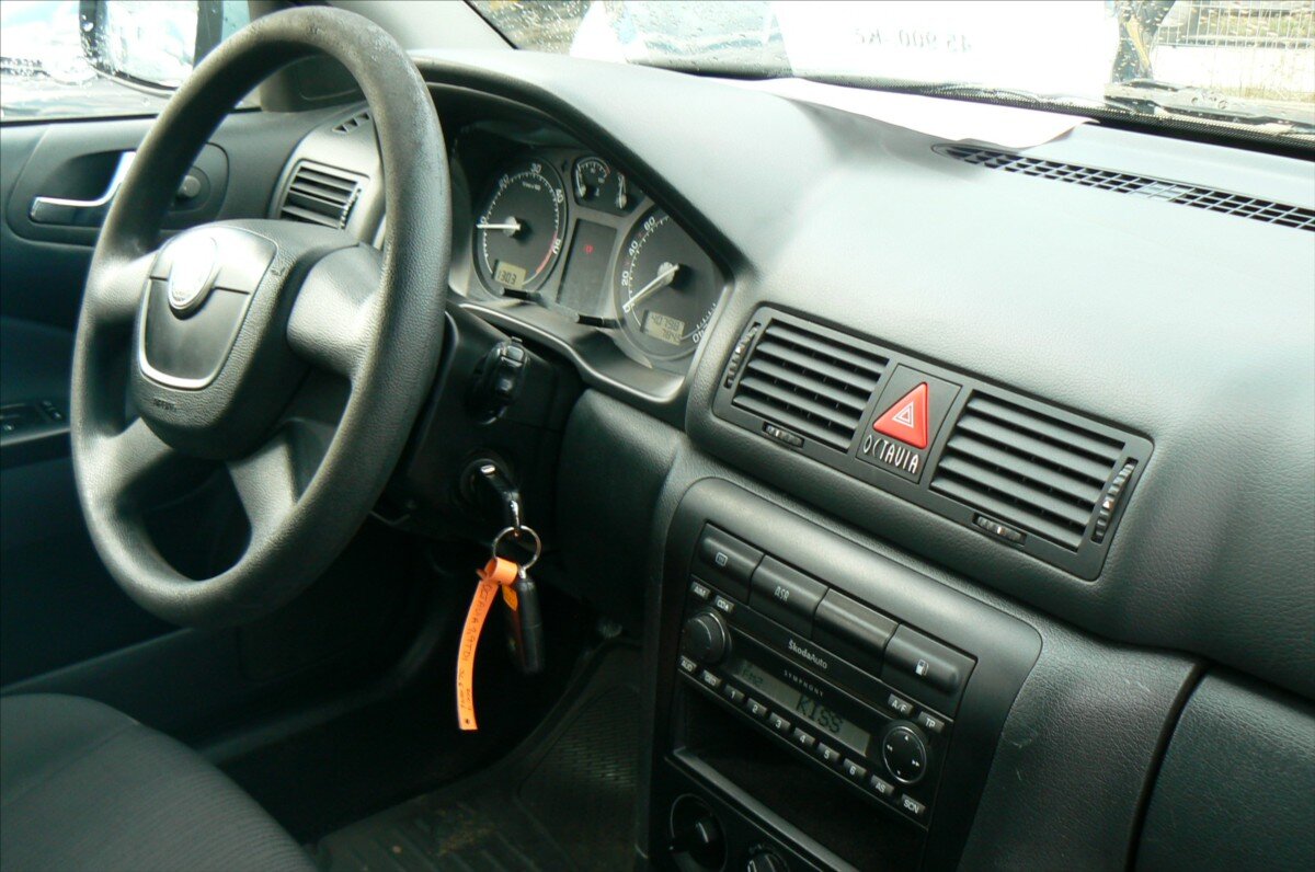 Škoda Octavia Liftback 1,9 l 74 kw