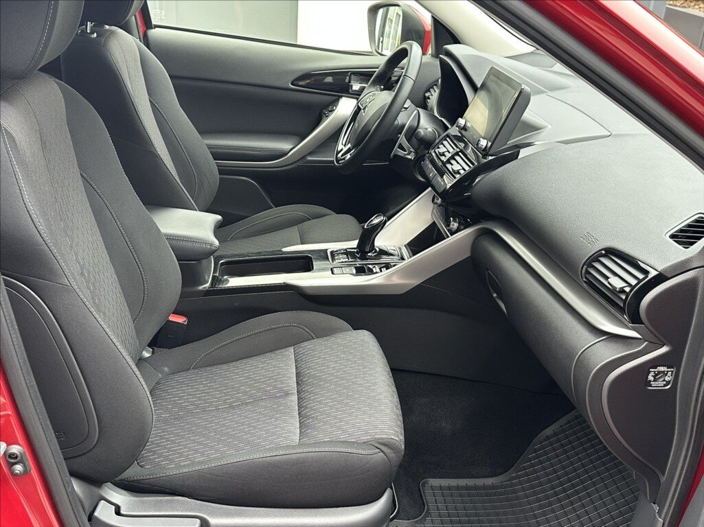 Mitsubishi Eclipse Cross SUV / Terénní 2,4 l 138 kw