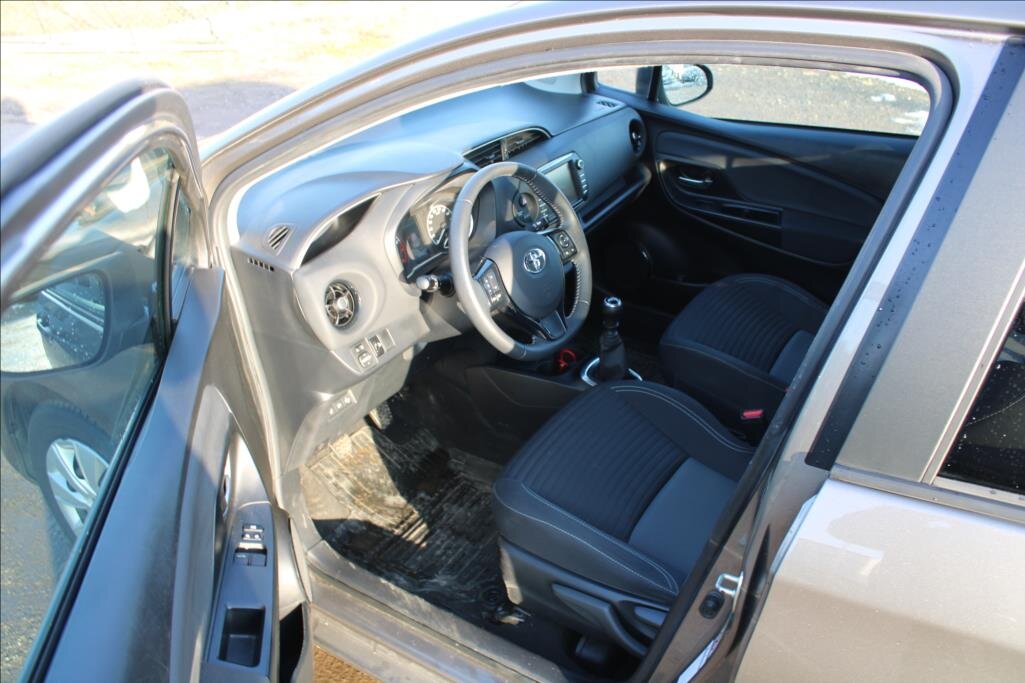 Toyota Yaris Hatchback 1,5 l 82 kw