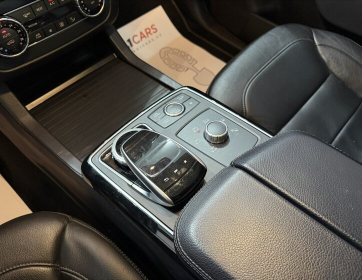 Mercedes-Benz GLE SUV / Terénní 4,7 l 335 kw