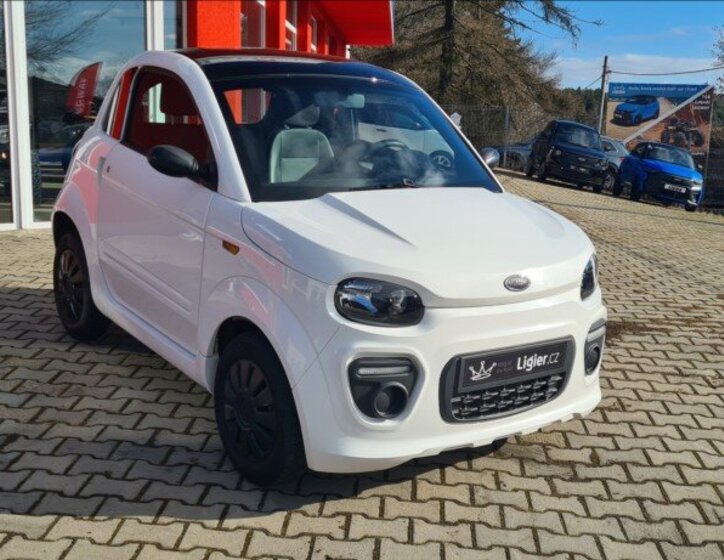 Microcar DUE Hatchback 498,0 6 kw
