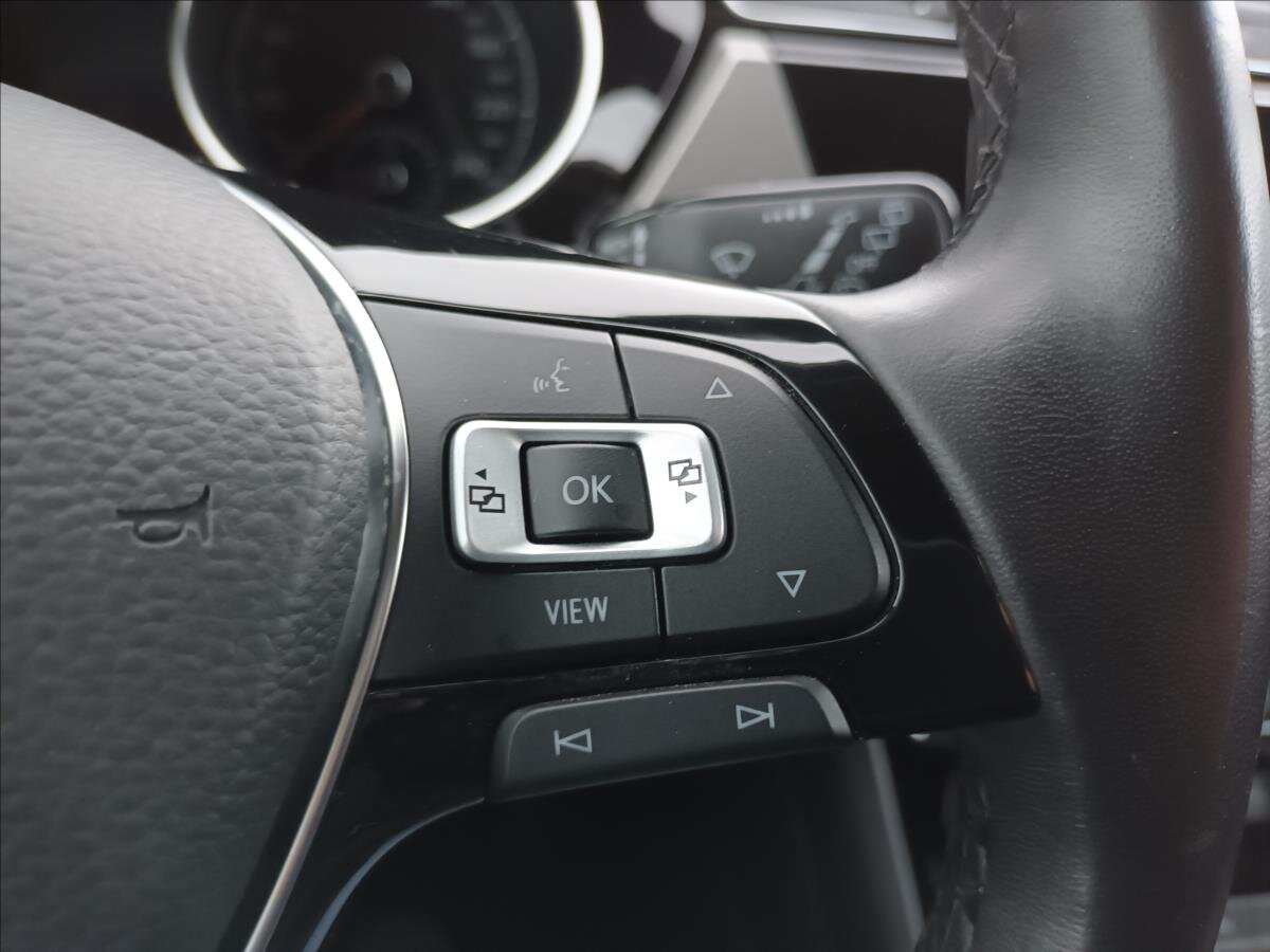 Volkswagen Touran MPV 2,0 l 110 kw