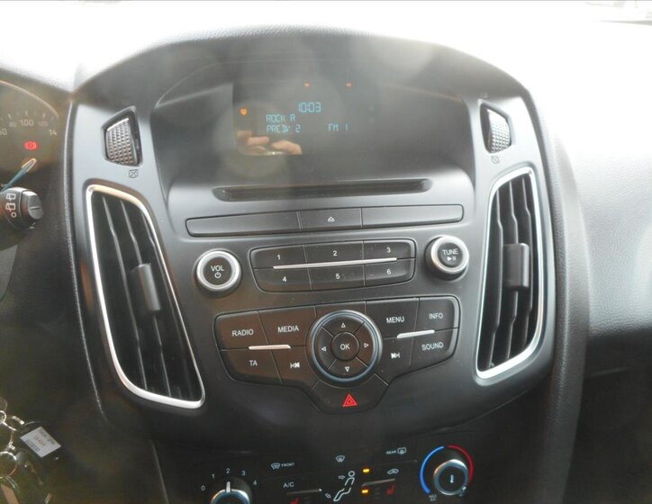 Ford Focus Kombi 1,5 l 70 kw