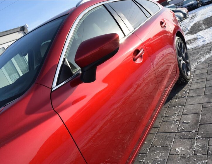 Mazda 6 Kombi 2,0 l 121 kw