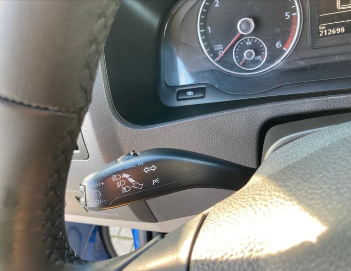 Volkswagen Caravelle 16