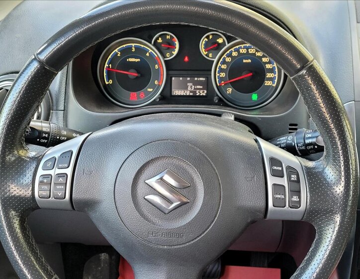 Suzuki SX4 36