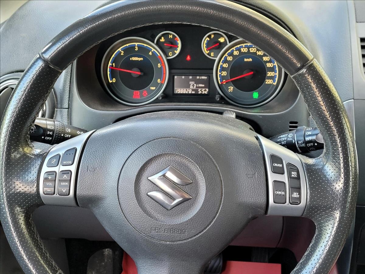 Suzuki SX4