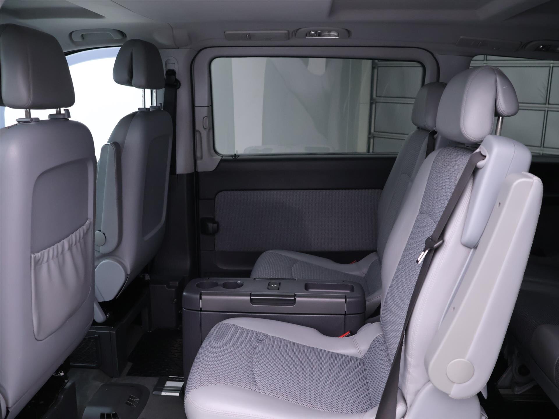 Mercedes-Benz Viano Kombi 2,1 l 120 kw