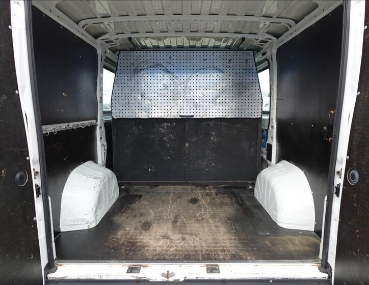 Peugeot Boxer Ostatní 2,2 l 81 kw