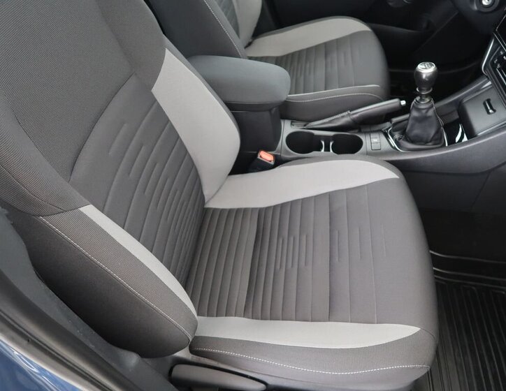 Toyota Auris Kombi 1,6 l 97 kw