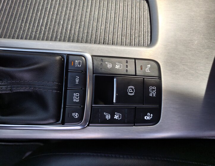 KIA Optima Sedan / Limuzína 2,0 l 115 kw