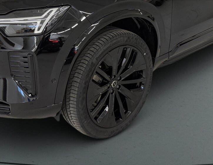 Volvo XC90 SUV / Terénní 2,0 l 184 kw