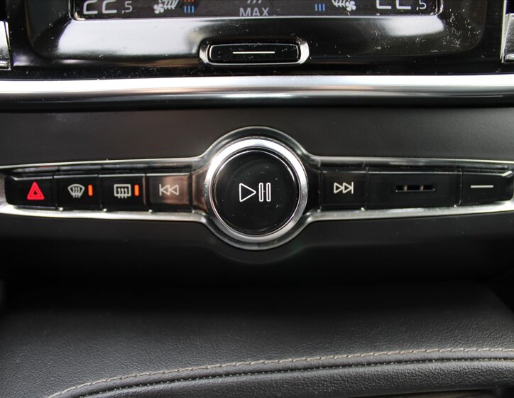 Volvo V90 Kombi 2,0 l 173 kw