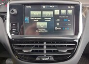 Peugeot 208 Hatchback 1,2 l 60 kw