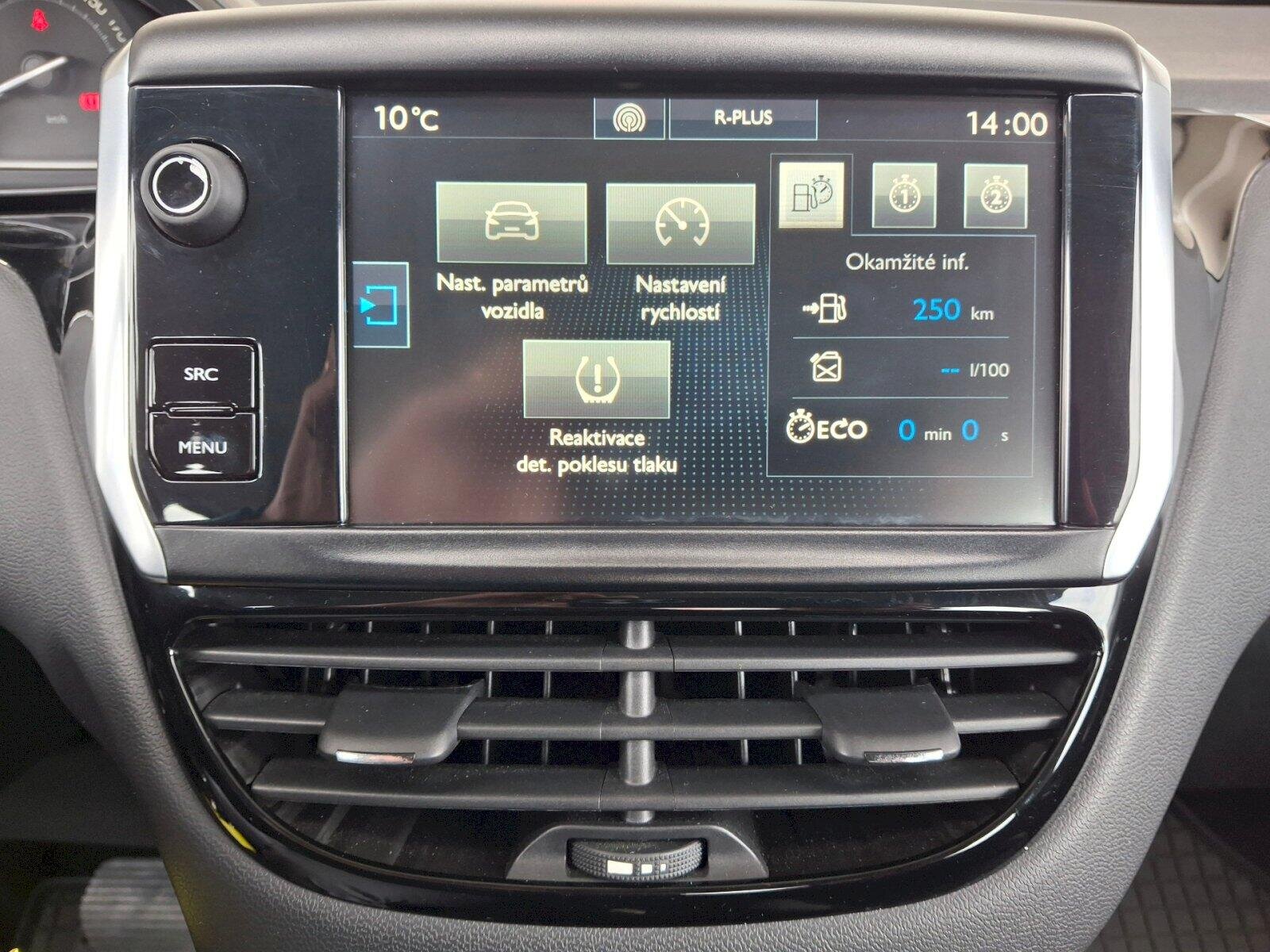 Peugeot 208 Hatchback 1,2 l 60 kw