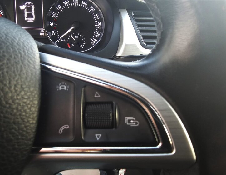 Škoda Rapid Sedan / Limuzína 1,2 l 81 kw