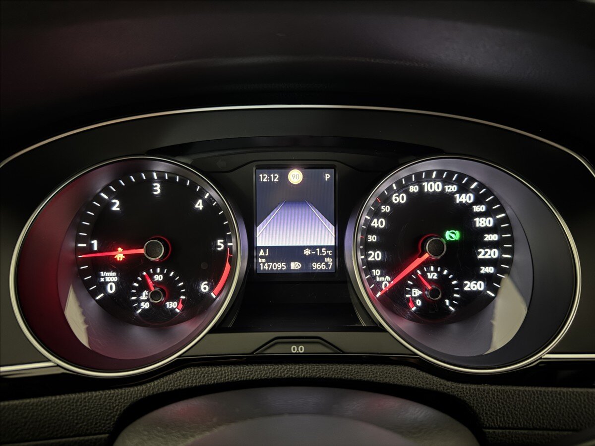 Volkswagen Passat Kombi 2,0 l 110 kw