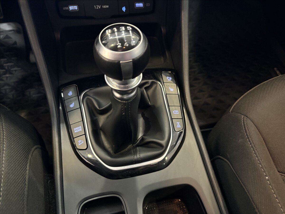 Hyundai Tucson SUV / Terénní 1,6 l 110 kw