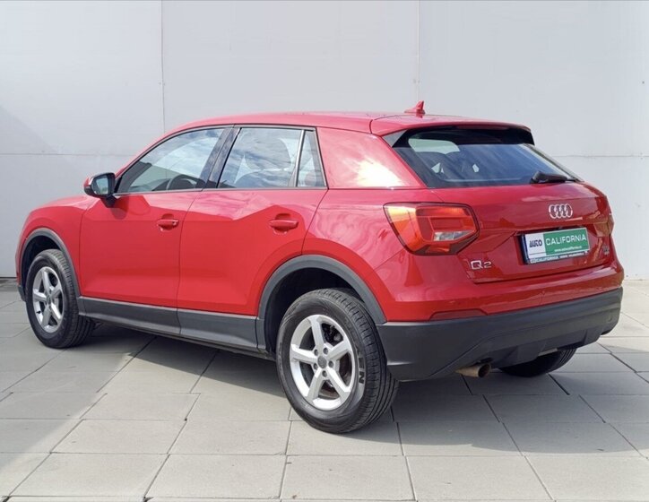 Audi Q2 SUV / Terénní 999,0 85 kw