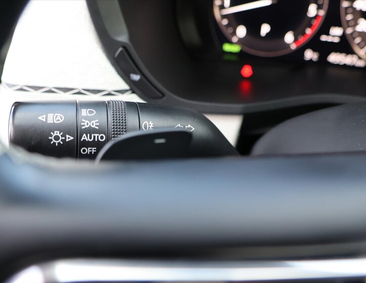 Mazda CX-60 SUV / Terénní 3,3 l 187 kw