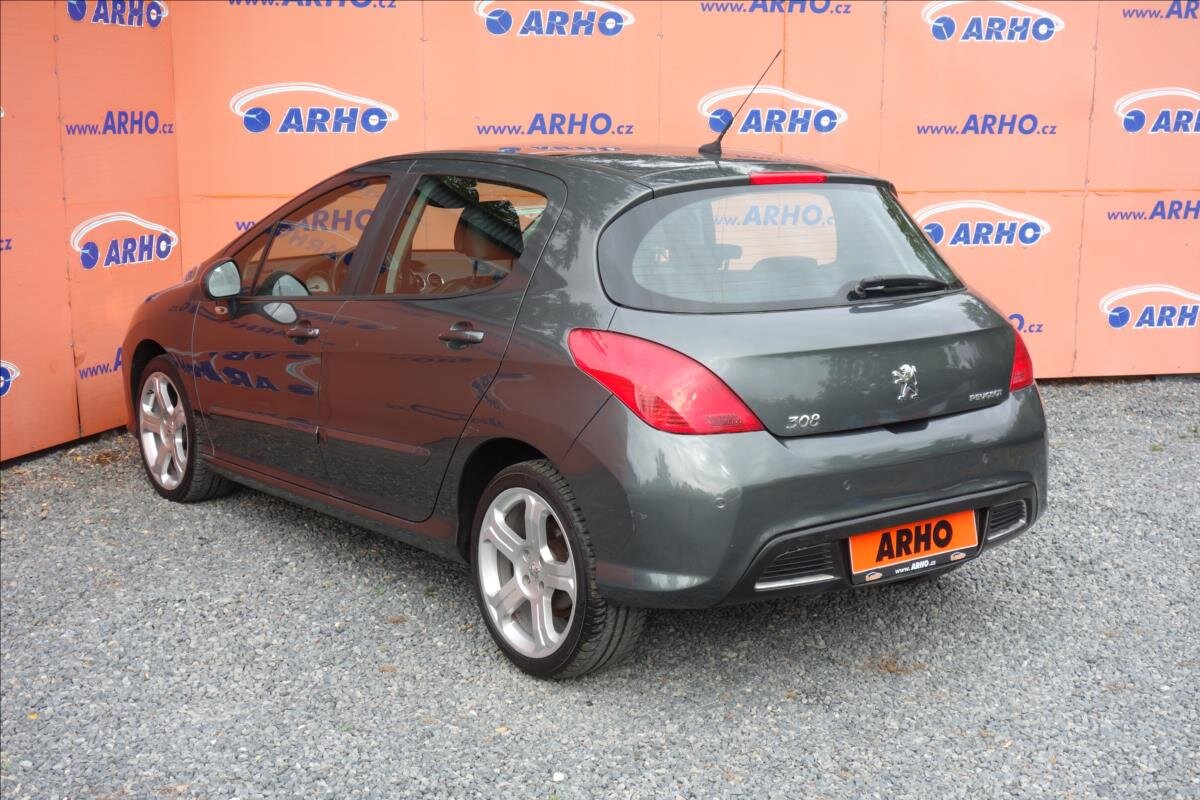 Peugeot 308 Hatchback 1,6 l 103 kw