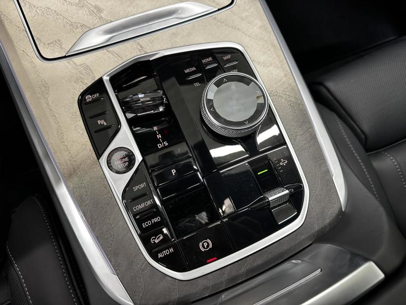 BMW X7 SUV 4,4 l 390 kw