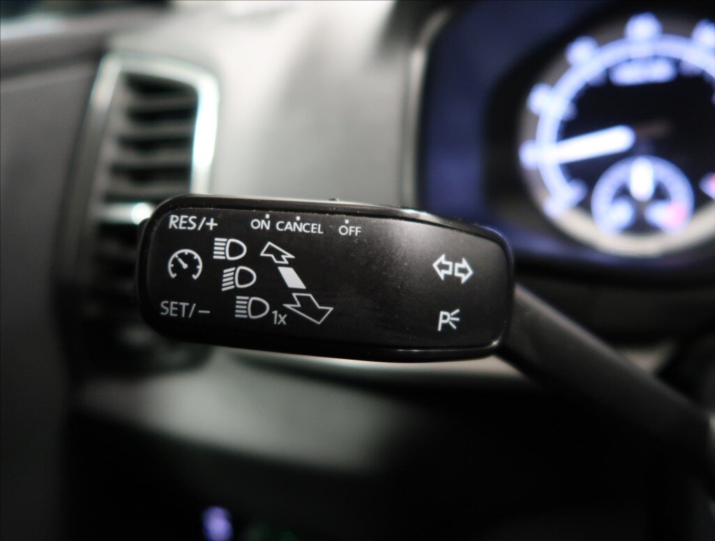 Škoda Karoq SUV 1,5 l 110 kw