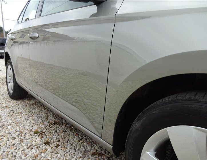 Škoda Fabia Hatchback 999,0 70 kw