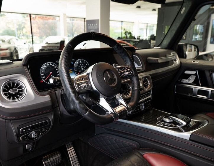 Mercedes-Benz Třídy G SUV / Terénní 4,0 l 430 kw