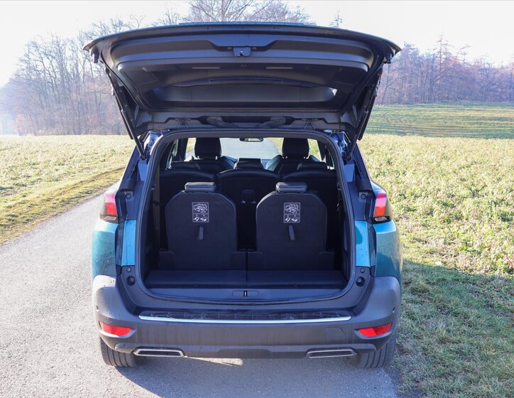 Peugeot 5008 SUV 1,6 l 133 kw