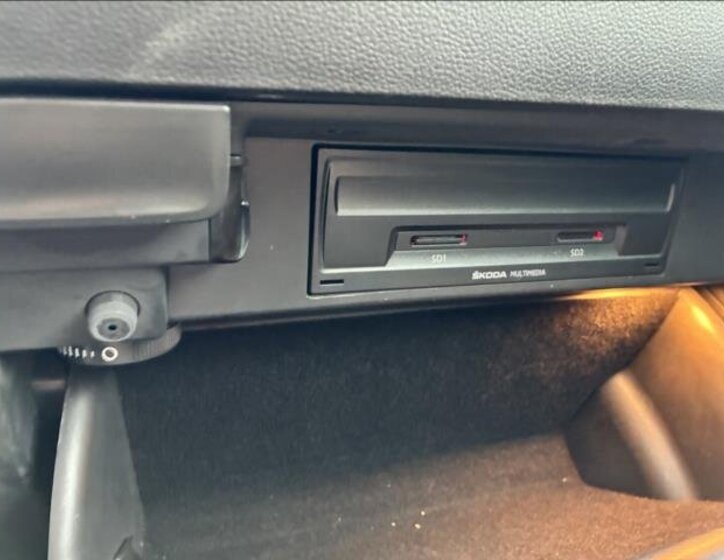 Škoda Karoq SUV / Terénní 2,0 l 110 kw