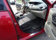 Renault Grand Scénic 13