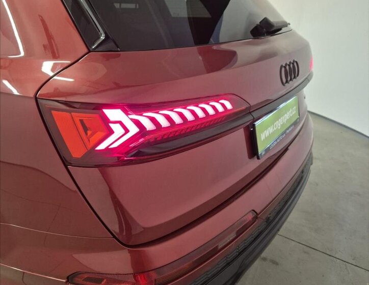 Audi Q7 SUV / Terénní 3,0 l 210 kw