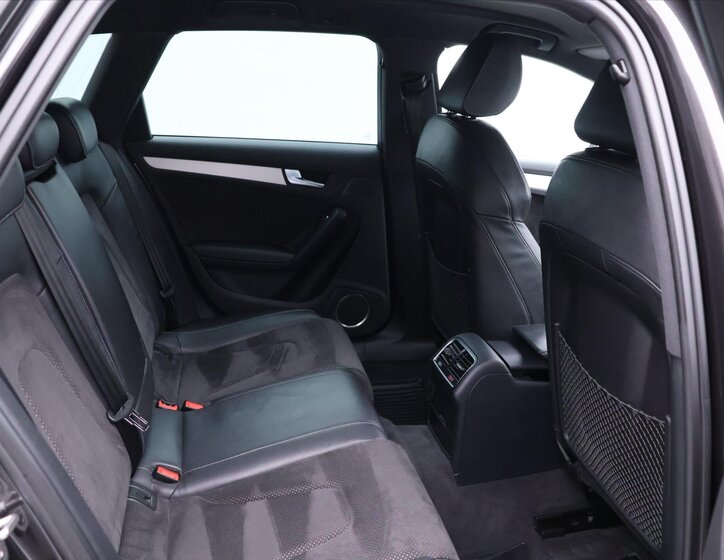 Audi A4 Kombi 3,0 l 180 kw