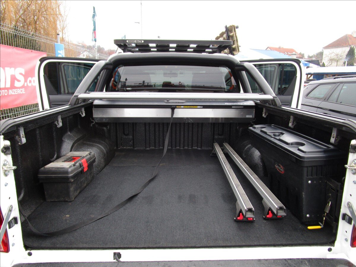 Toyota Hilux Ostatní 2,4 l 110 kw