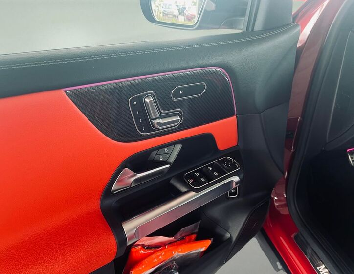 Mercedes-Benz GLB 14