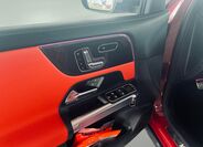 Mercedes-Benz GLB 14