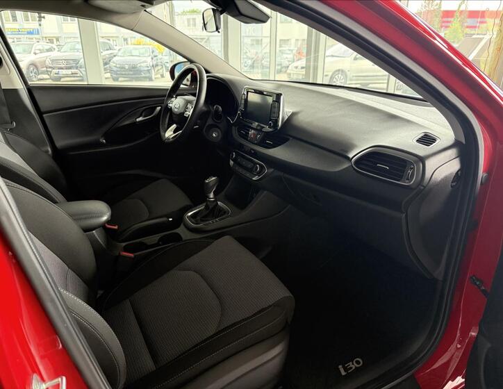 Hyundai i30 9
