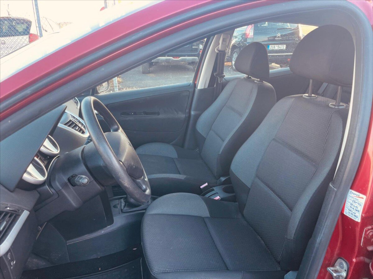 Peugeot 207 Hatchback 1,4 l 54 kw