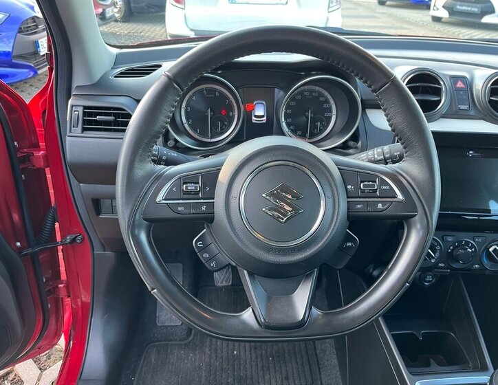 Suzuki Swift Hatchback 1,2 l 61 kw