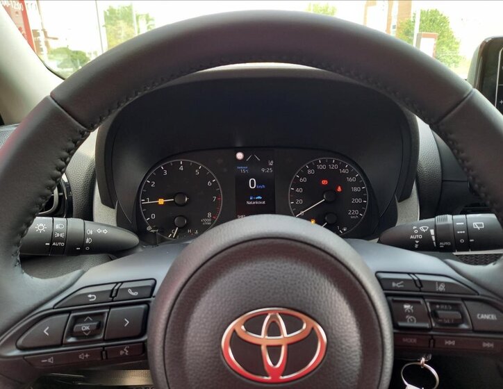 Toyota Yaris Hatchback 1,5 l 85 kw