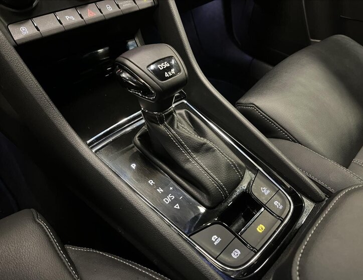 Škoda Karoq SUV / Terénní 2,0 l 140 kw