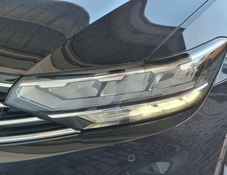 Volkswagen Passat Kombi 1,5 l 110 kw