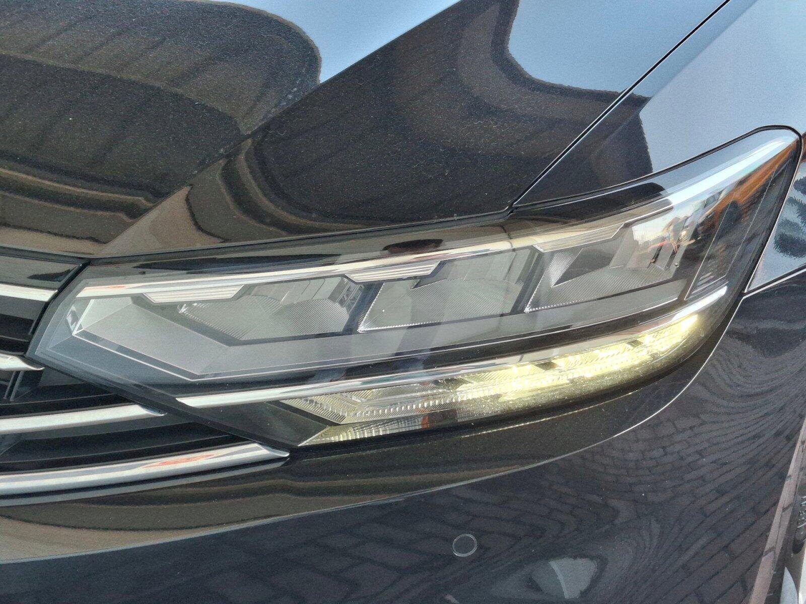 Volkswagen Passat Kombi 1,5 l 110 kw