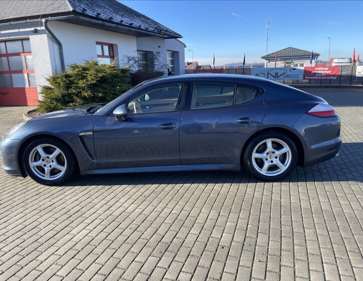 Porsche Panamera Hatchback 3,6 l 220 kw