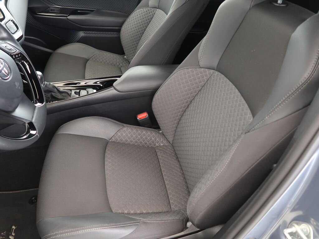 Toyota C-HR Hatchback 1,8 l 72 kw