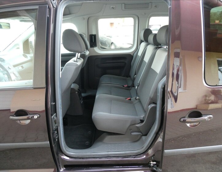 Volkswagen Caddy Kombi 1,6 l 75 kw