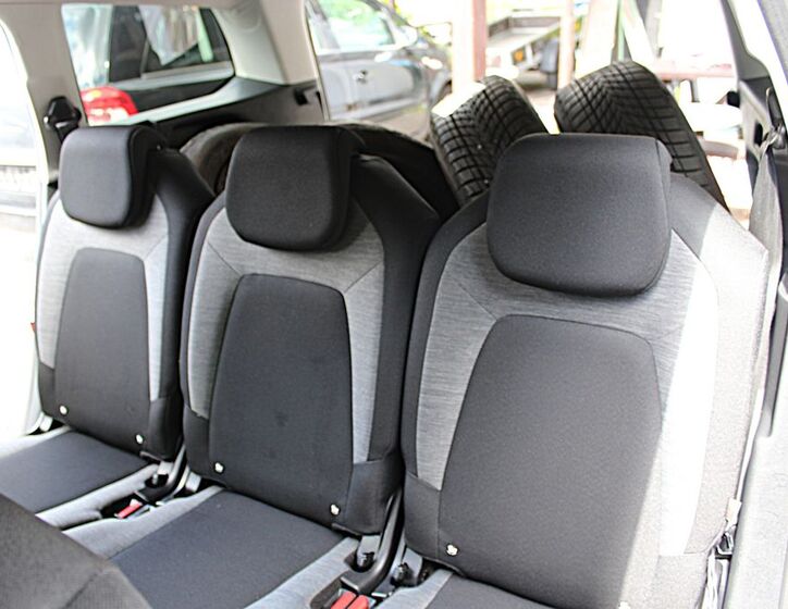 Citroën Grand C4 Picasso 23