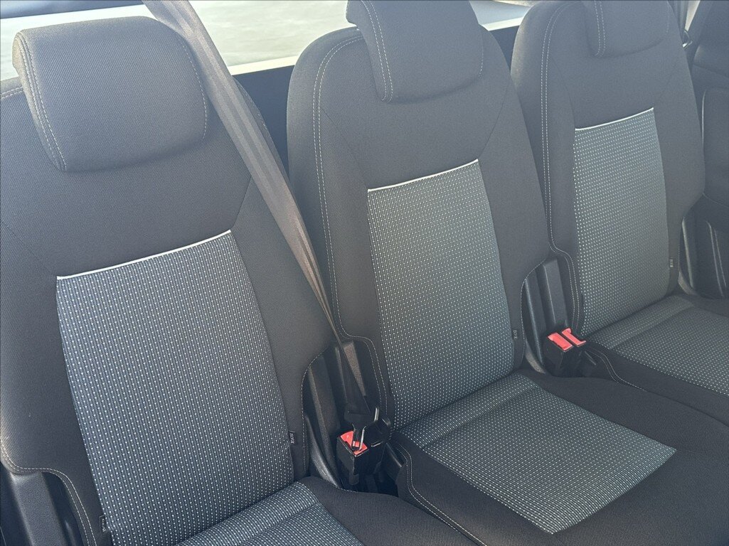 Ford S-MAX MPV 2,0 l 103 kw