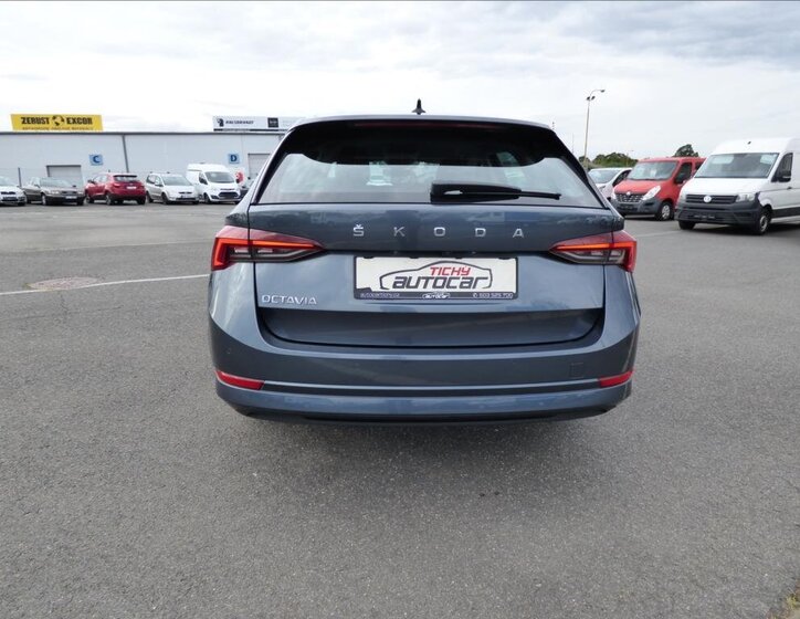 Škoda Octavia Kombi 2,0 l 85 kw